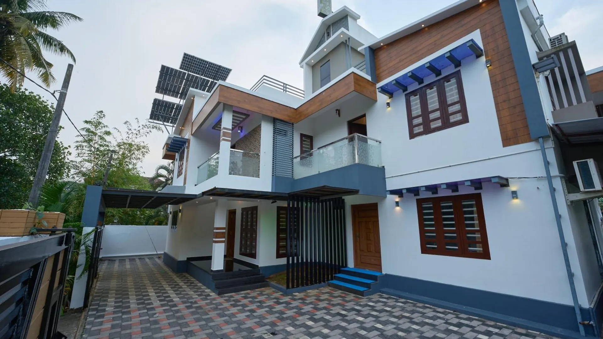 Hotel Venice Rosedale Alappuzha